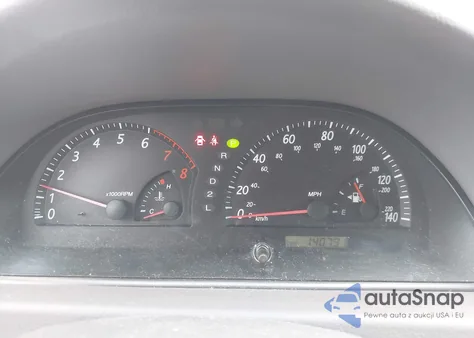 2004 Toyota Camry Xle z USA, uszkodzony, nr VIN 4T1BE30K74U295721